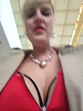 Sexybiene969 online show from 10/19/25, 02:40