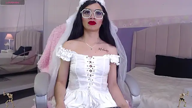 Emerald gh online show from 10/21/25, 08:42