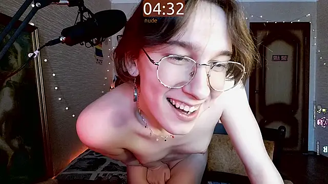 Snapshot of tangerine4dreams chatting on 02/20/25, 09:22 tangerine4dreams online show from 02/20/25, 09:22