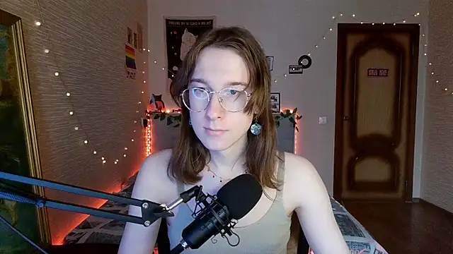 Snapshot of tangerine4dreams chatting on 02/22/25, 06:17 tangerine4dreams online show from 02/22/25, 06:17