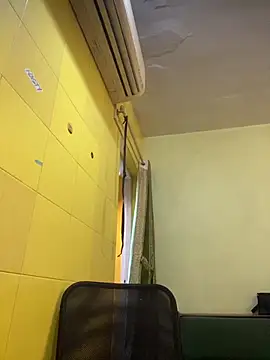 crazyfreaking online show from 02/12/25, 08:49