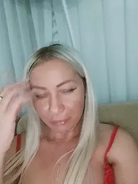 visnjica online show from 10/25/25, 04:35