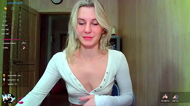 Caramel piegirl online show from 12/17/25, 12:05