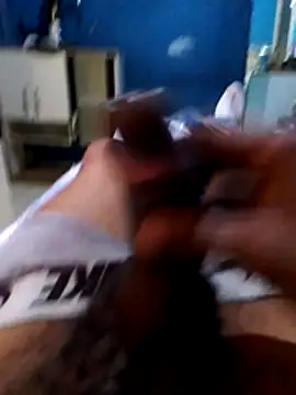 Snapshot of Ailton9865 chatting on 01/06/26, 10:41 Ailton9865 online show from 01/06/26, 10:41