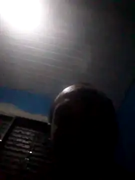 Snapshot of Ailton9865 chatting on 04/19/26, 01:16 Ailton9865 online show from 04/19/26, 01:16