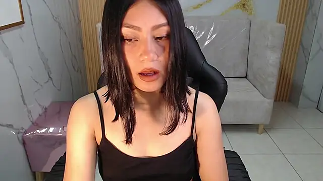 salome stockman s online show from 03/07/25, 01:29