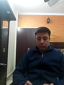 Snapshot of innocentboy1987 chatting on 12/01/25, 09:47 innocentboy1987 online show from 12/01/25, 09:47