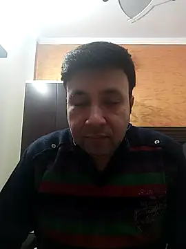 Snapshot of innocentboy1987 chatting on 12/02/25, 05:02 innocentboy1987 online show from 12/02/25, 05:02