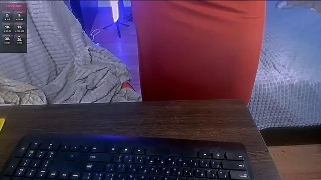 Snapshot of holyharlot chatting on 02/10/25, 11:15 holyharlot online show from 02/10/25, 11:15