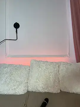 RosieMills online show from 02/26/25, 02:46