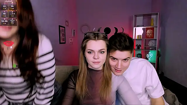 catherine kitty online show from 11/23/25, 08:19