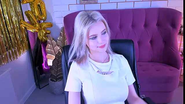 LeonaStane online show from 03/01/25, 07:59