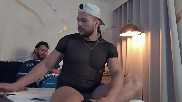 Snapshot of bakersboyssexys chatting on 01/19/26, 12:03 bakersboyssexys online show from 01/19/26, 12:03