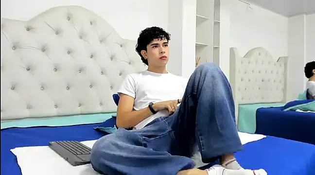 Aiiden 15 online show from 02/27/25, 02:21