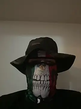 Snapshot of Gango_777 chatting on 02/15/25, 07:28 Gango 777 online show from 02/15/25, 07:28