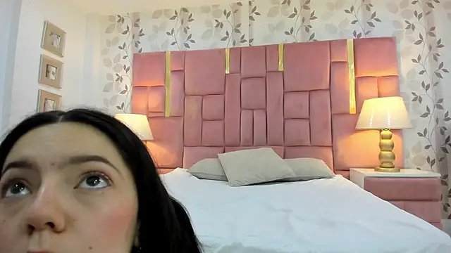 ArianaFranco online show from 10/08/25, 12:47