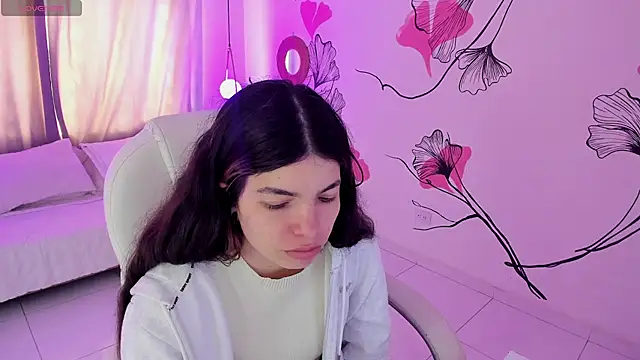 Isabela Fiorelli online show from 05/03/26, 01:28