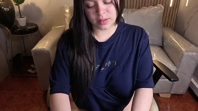 Snapshot of Cute_Angell_ chatting on 05/16/26, 10:36 Cute Angell online show from 05/16/26, 10:36