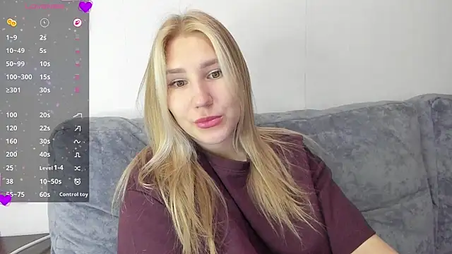 Snapshot of And1sa chatting on 01/12/26, 08:08 And1sa online show from 01/12/26, 08:08