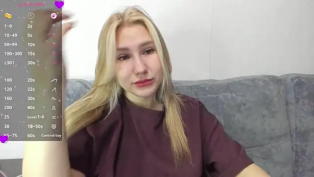 Snapshot of And1sa chatting on 01/15/26, 05:38 And1sa online show from 01/15/26, 05:38