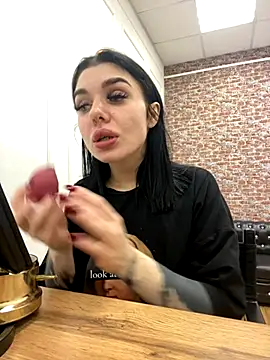 MaeveMoon online show from 11/02/25, 04:09