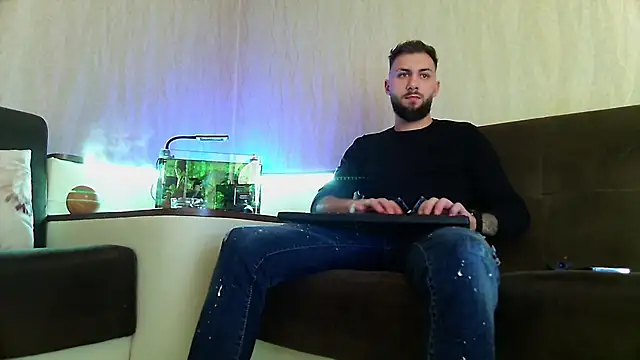 Snapshot of JamieNoxus chatting on 03/04/25, 09:11 JamieNoxus online show from 03/04/25, 09:11