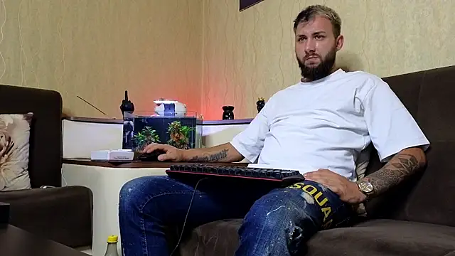 Snapshot of JamieNoxus chatting on 09/12/25, 08:09 JamieNoxus online show from 09/12/25, 08:09