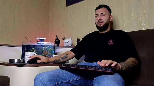 Snapshot of JamieNoxus chatting on 09/19/25, 07:54 JamieNoxus online show from 09/19/25, 07:54