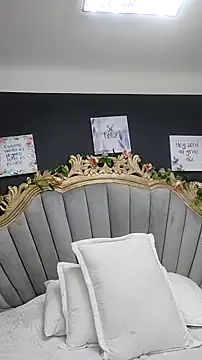 LindaBird online show from 03/14/25, 10:27