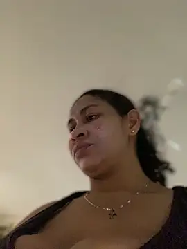 Carola-Ross online show from 10/08/25, 07:33