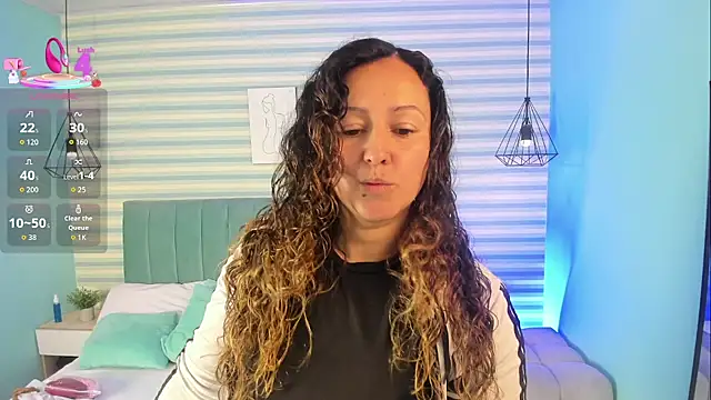 Snapshot of abby_apple chatting on 02/27/26, 01:55 abby apple online show from 02/27/26, 01:55