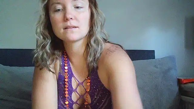 sexiirose22 online show from 10/31/25, 04:19