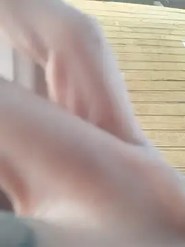 single mother indecent online show from 02/28/25, 06:52