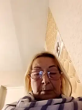 SophiaSky6037 online show from 02/18/25, 05:31