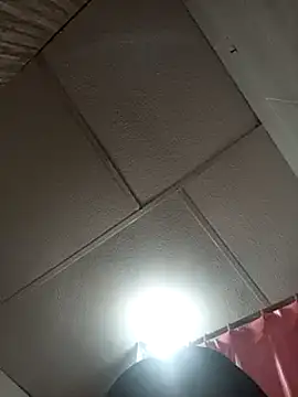 Snapshot of kimbadazz chatting on 02/12/25, 11:51 kimbadazz online show from 02/12/25, 11:51