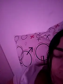 Snapshot of kimbadazz chatting on 02/17/25, 08:58 kimbadazz online show from 02/17/25, 08:58