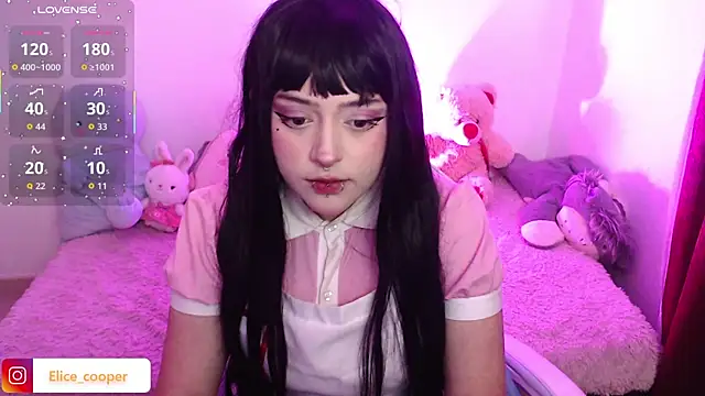 Snapshot of Elice_cooper_ chatting on 10/29/25, 10:17 Elice cooper online show from 10/29/25, 10:17