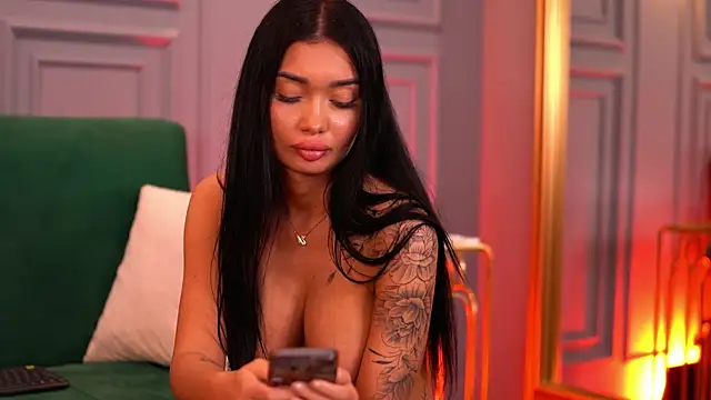 SashaFerrera online show from 03/02/25, 04:07