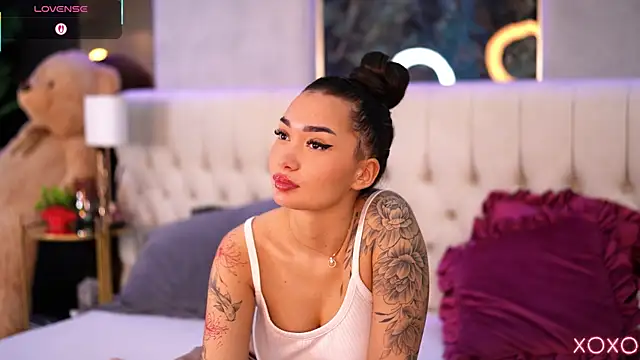 SashaFerrera online show from 10/29/25, 07:48