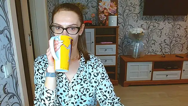 Lady Sunshine  online show from 10/11/25, 12:58