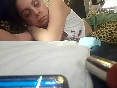 ShysluutGia online show from 02/26/25, 12:05