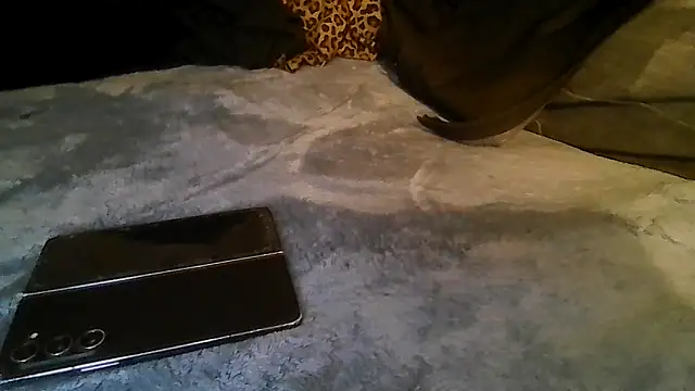 Snapshot of ShysluutGia chatting on 02/01/26, 10:14 ShysluutGia online show from 02/01/26, 10:14