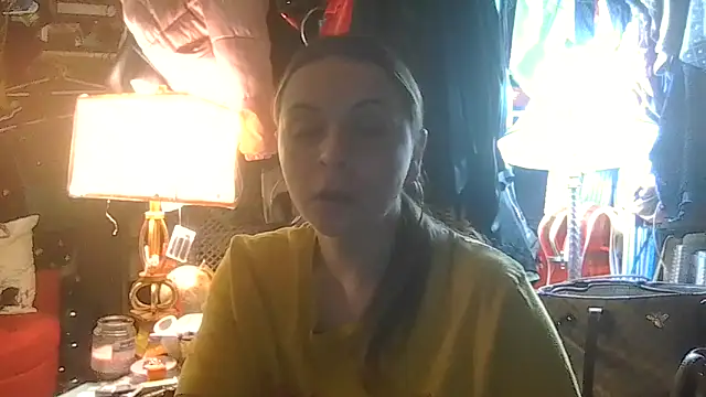 Snapshot of ShysluutGia chatting on 05/10/26, 06:29 ShysluutGia online show from 05/10/26, 06:29