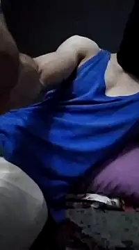 Snapshot of Adem_usr chatting on 02/20/25, 08:36 Adem usr online show from 02/20/25, 08:36