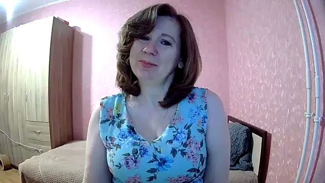 Snapshot of Starsan chatting on 11/13/25, 07:40 Starsan online show from 11/13/25, 07:40