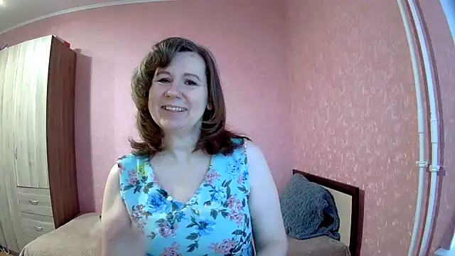 Snapshot of Starsan chatting on 12/05/25, 08:23 Starsan online show from 12/05/25, 08:23