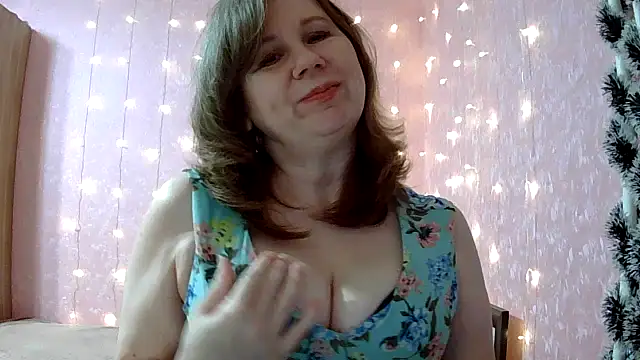 Snapshot of Starsan chatting on 03/06/26, 07:10 Starsan online show from 03/06/26, 07:10