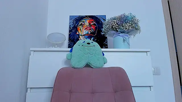 Snapshot of marilinaal chatting on 03/14/25, 10:07 marilinaal online show from 03/14/25, 10:07