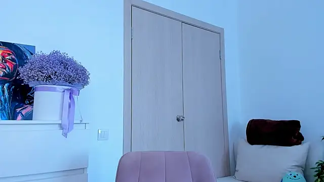 Snapshot of marilinaal chatting on 10/22/25, 07:30 marilinaal online show from 10/22/25, 07:30