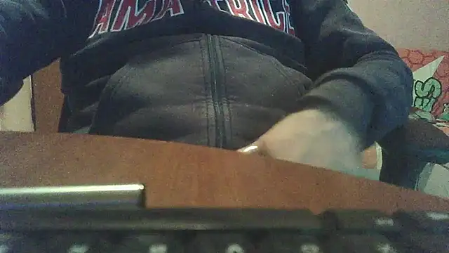 Snapshot of lanata chatting on 02/06/26, 01:32 lanata online show from 02/06/26, 01:32